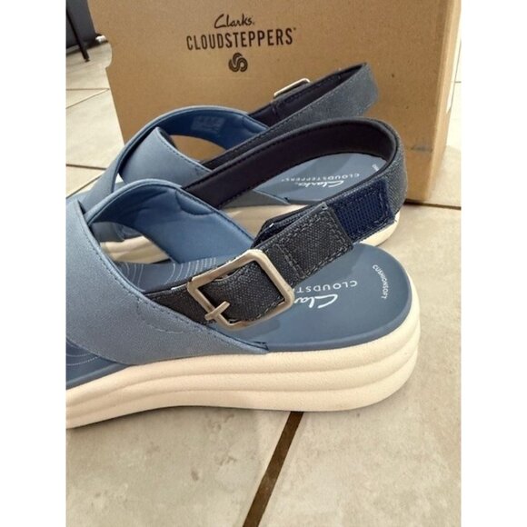 Clarks Cloud Steppers Drift Sun Sandals Womens Blue Denim Slingback Sz 9.5 M NIB - Picture 5 of 11
